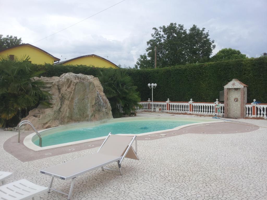 Borgo Dei Sensi Bed & Breakfast Casumaro Exterior photo